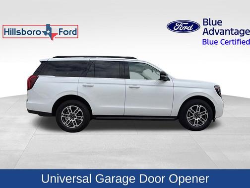 Oxford White 2025 Ford Expedition Active