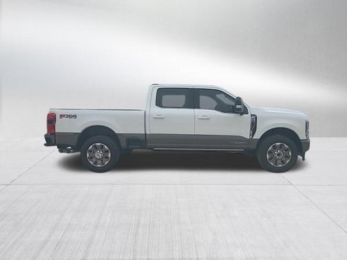 Star White 2026 Ford F-250 King Ranch