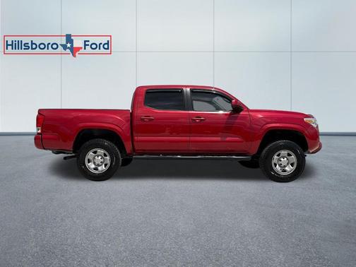 Barcelona Red Metallic 2016 Toyota Tacoma SR