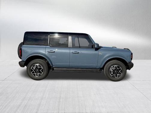Azure Gray Metallic 2025 Ford Bronco Outer Banks