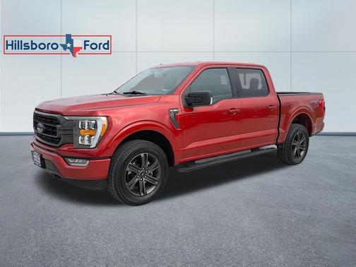 Hot Pepper Red Metallic Tinted Clearcoat 2023 Ford F-150 XLT