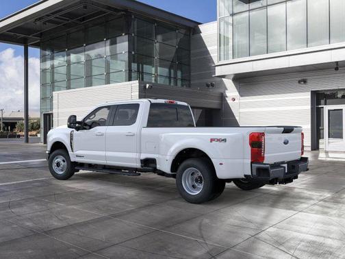 2026 Ford F-350 XLT