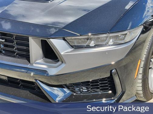 2025 Ford Mustang Dark Horse