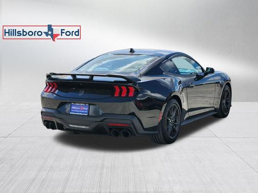 2025 Ford Mustang Dark Horse