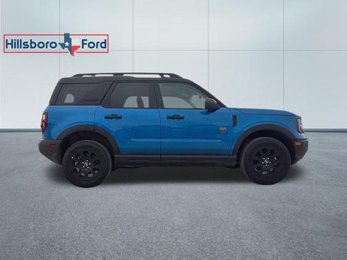 Velocity Blue Metallic 2025 Ford Bronco Sport Badlands