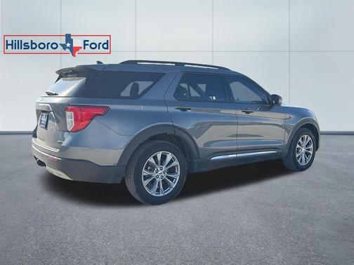 Carbonized Gray Metallic 2024 Ford Explorer XLT