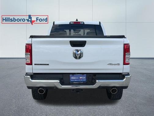 Bright White Clearcoat 2023 RAM 1500 Big Horn