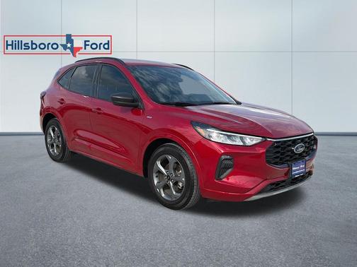 Rapid Red Metallic Tinted Clearcoat 2023 Ford Escape ST-Line