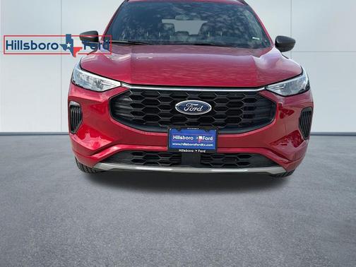 Rapid Red Metallic Tinted Clearcoat 2023 Ford Escape ST-Line