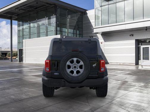 Shadow Black 2026 Ford Bronco Big Bend