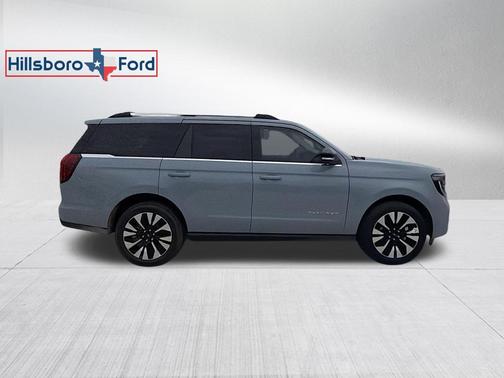 Glacier Gray Metallic 2026 Ford Expedition Platinum