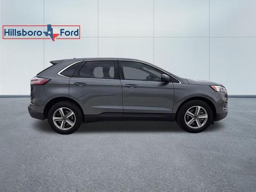 Carbonized Gray Metallic 2024 Ford Edge SEL