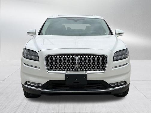 Pristine White 2023 Lincoln Nautilus Reserve