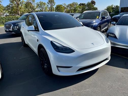 2023 Tesla Model Y Performance