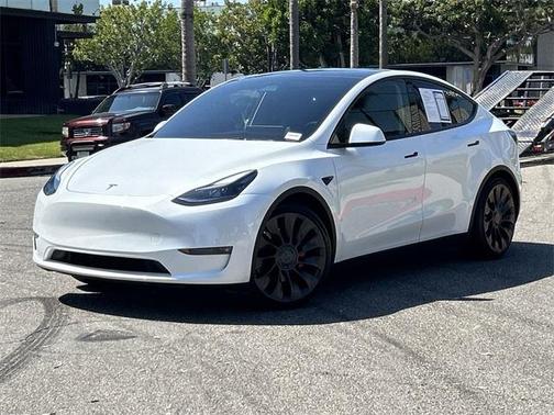 2023 Tesla Model Y Performance