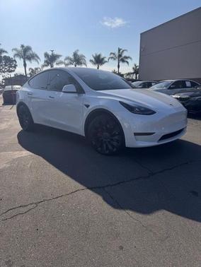2023 Tesla Model Y Performance