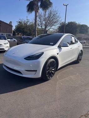 2023 Tesla Model Y Performance