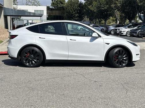 2022 Tesla Model Y Performance