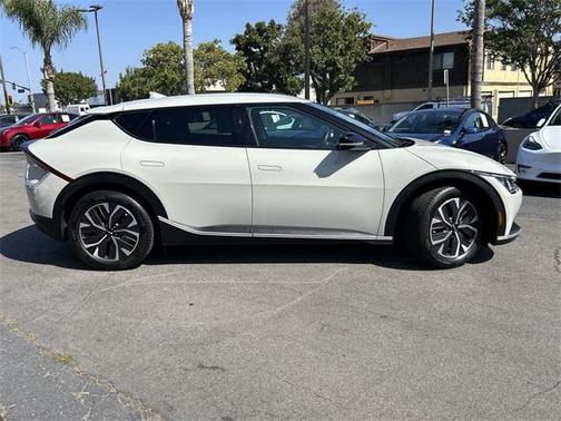 2024 Kia EV6 Light