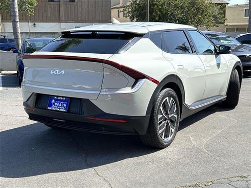 2024 Kia EV6 Light