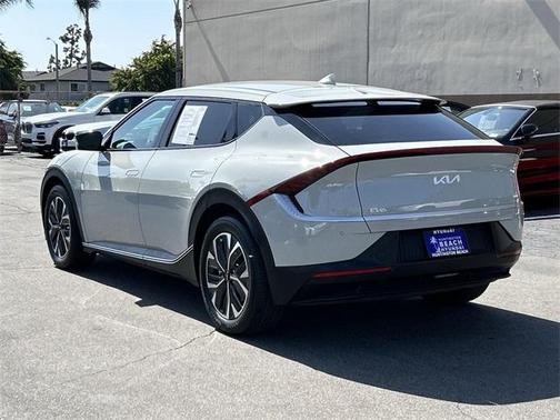 2024 Kia EV6 Light