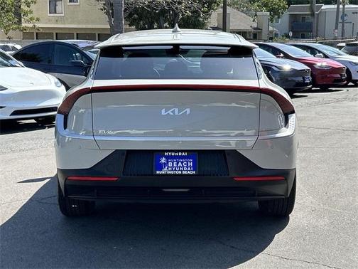 2024 Kia EV6 Light