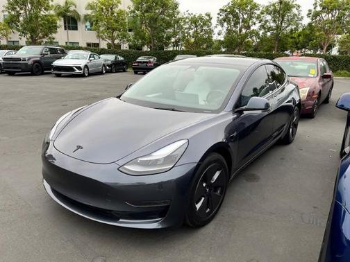 2023 Tesla Model 3 Base