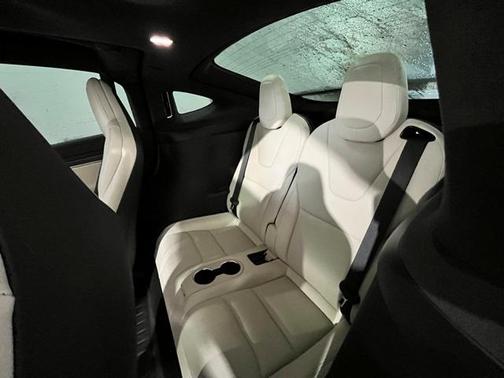 2022 Tesla Model X Plaid