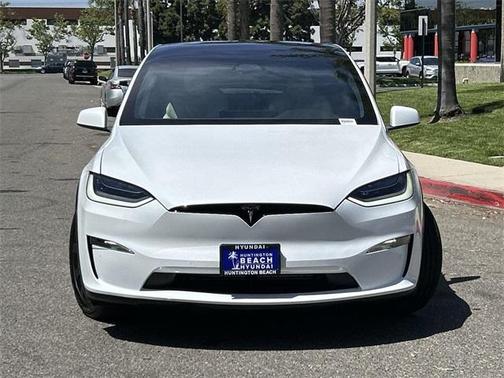 2022 Tesla Model X Base