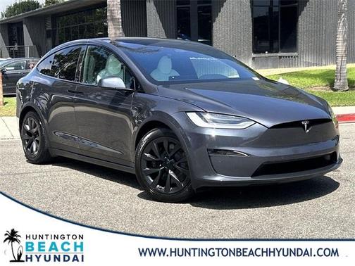 2023 Tesla Model X STANDRAD RANGE 7 SEATER