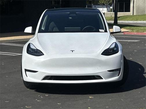 2024 Tesla Model Y Performance