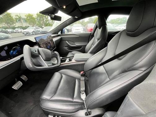 2022 Tesla Model S Base