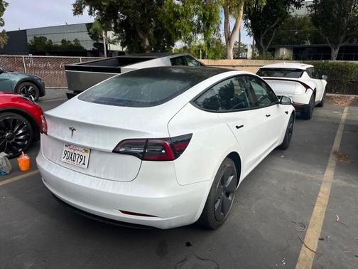 2023 Tesla Model 3 Base