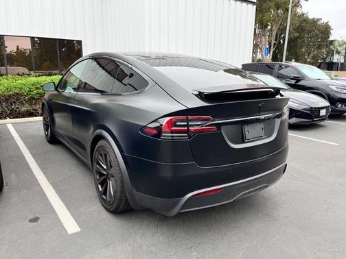 2022 Tesla Model X Base