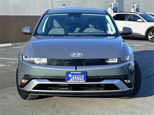 2025 Hyundai IONIQ 5 SE