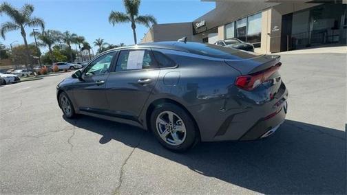 2022 Kia K5 LXS