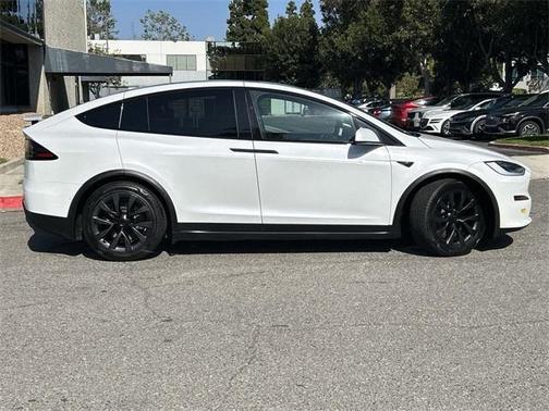 2022 Tesla Model X Base