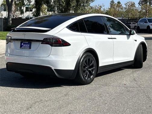 2022 Tesla Model X Base