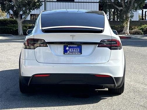 2022 Tesla Model X Base