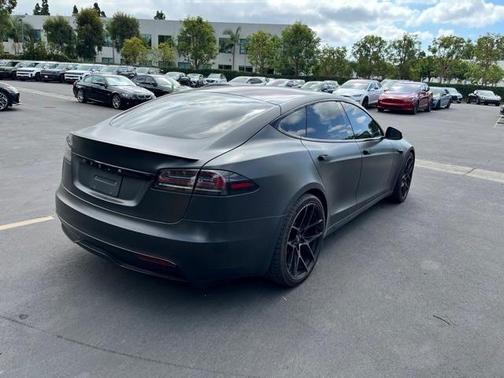 2023 Tesla Model S Plaid