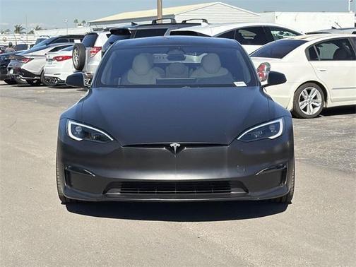 2023 Tesla Model S Plaid