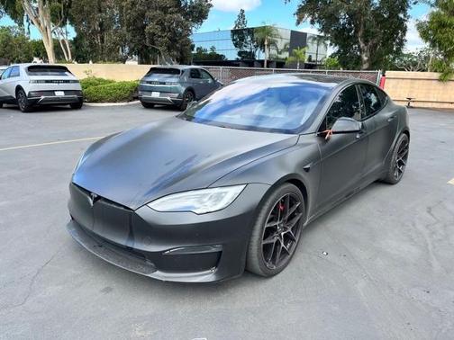 2023 Tesla Model S Plaid