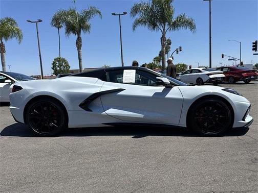2024 Chevrolet Corvette Stingray w/2LT