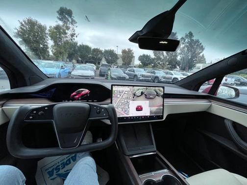 2022 Tesla Model X Base