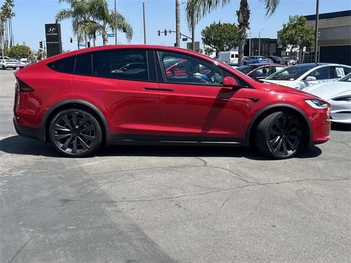 2022 Tesla Model X Base