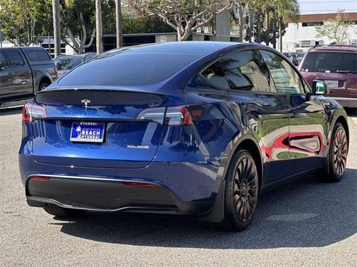 2024 Tesla Model Y Long Range