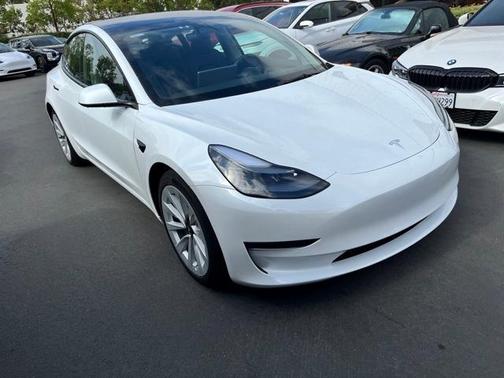 2022 Tesla Model 3 Long Range