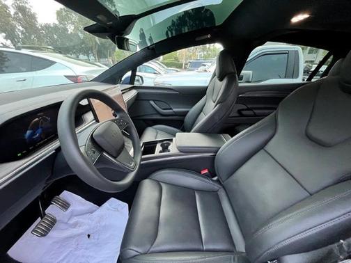 2024 Tesla Model X Base