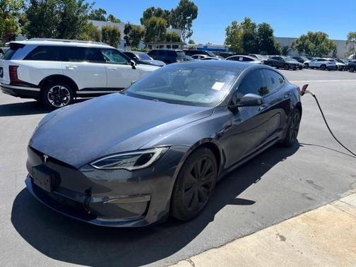 2022 Tesla Model S Plaid