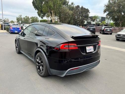 2022 Tesla Model X Plaid